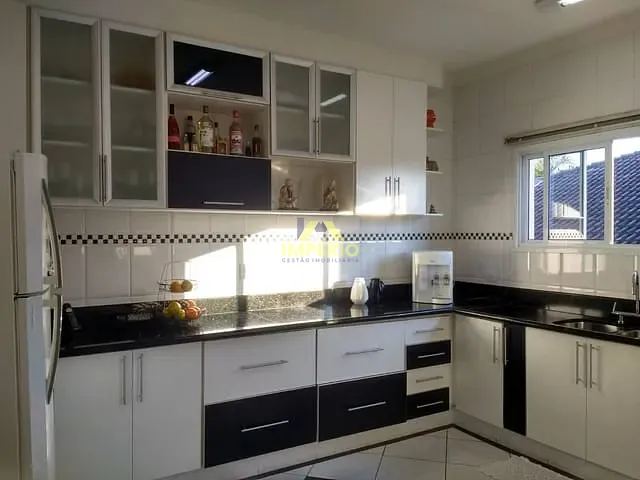 Casa com 606m² 5 quartos e 6 banheiros, à venda, no bairro Jardim Theodora em Itu
