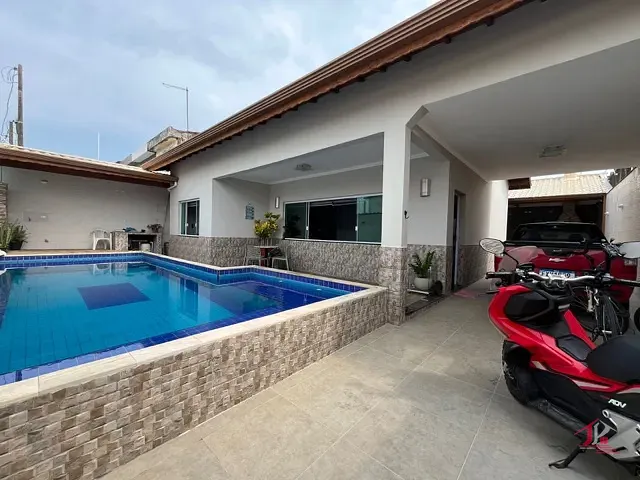 Casa 5 quartos e 5 banheiros, à venda, no bairro Jamaica (Praia) em Itanhaém