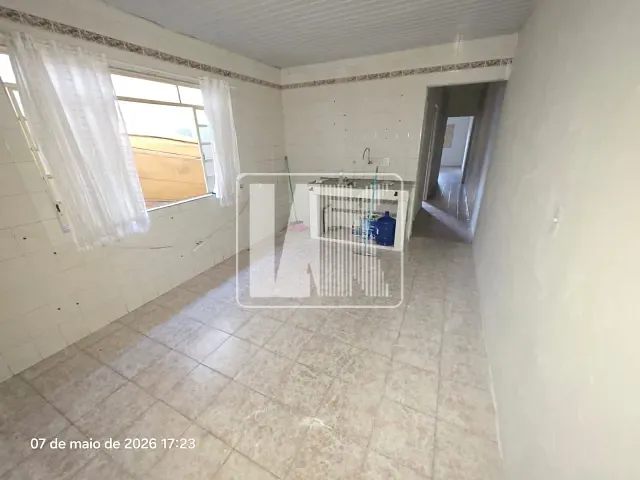Casa com 60m² 2 quartos e 1 banheiro, para alugar, no bairro Vila Palmares em Santo André