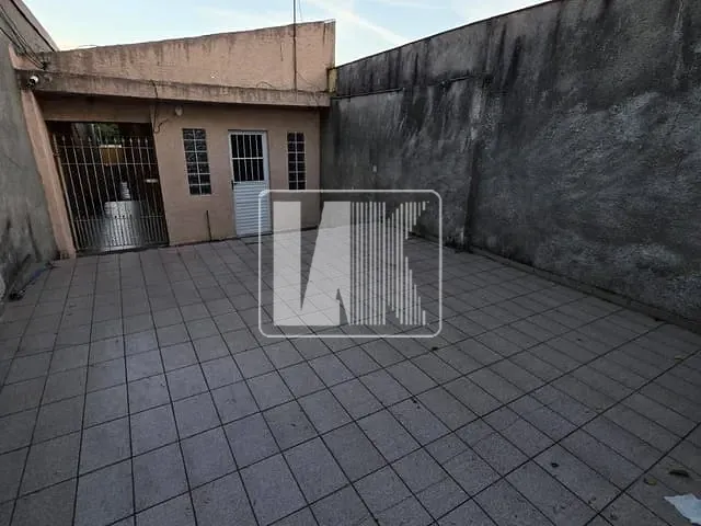 Casa com 60m² 2 quartos e 1 banheiro, para alugar, no bairro Vila Palmares em Santo André
