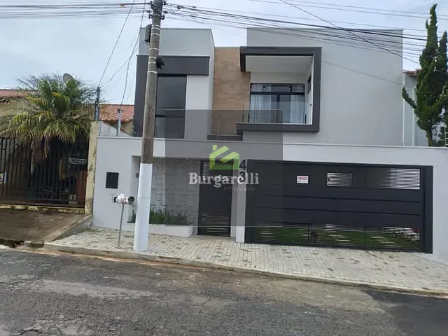 Casa 3 quartos e 2 banheiros, à venda, no bairro Jardim Eldorado em Lavras