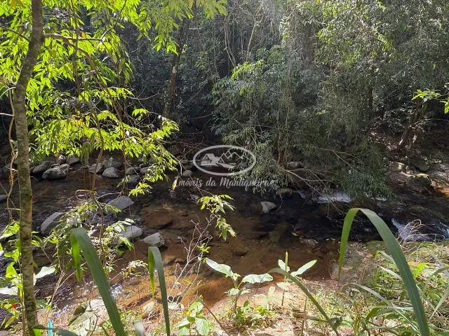 Casa com 1000m² 4 quartos e 4 banheiros, à venda, no bairro Fazendinha (Penedo) em Itatiaia
