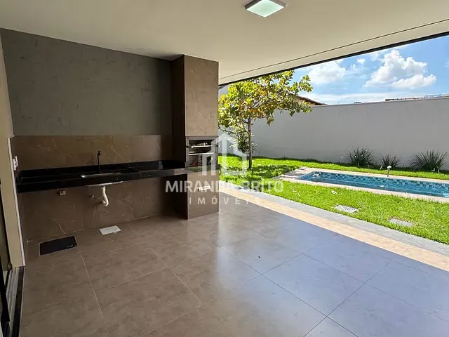 Casa 3 quartos e 2 banheiros, à venda, no bairro Pontal Sul - Acréscimo em Aparecida de Goiânia