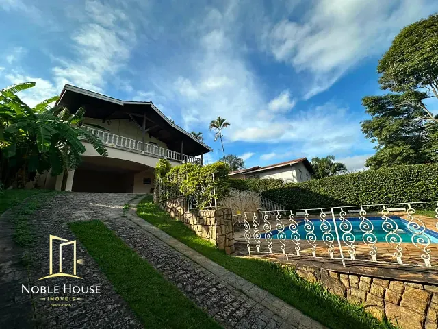 Casa com 800m² 3 quartos e 4 banheiros, à venda, no bairro Marambaia em Vinhedo