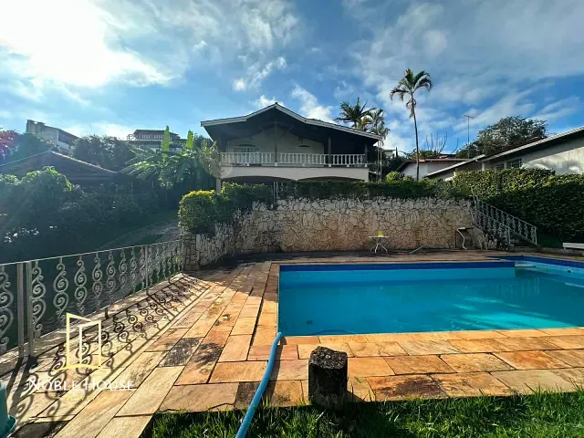 Casa com 800m² 3 quartos e 4 banheiros, à venda, no bairro Marambaia em Vinhedo