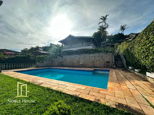 Casa com 800m² 3 quartos e 4 banheiros, à venda, no bairro Marambaia em Vinhedo