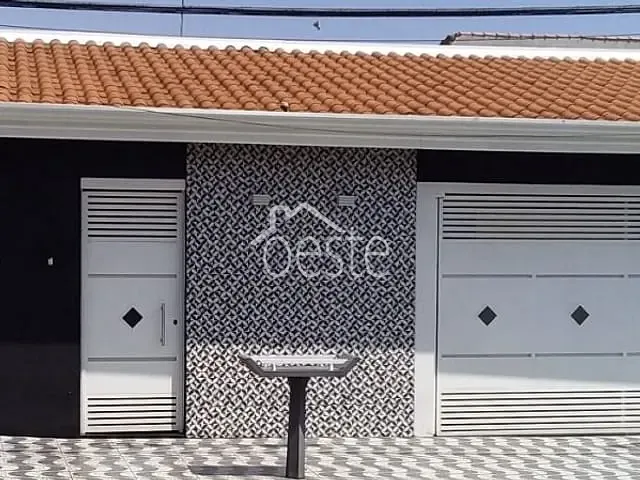 Casa com 250m² 3 quartos e 2 banheiros, à venda, no bairro Jardim Batagin em Santa Bárbara D'Oeste
