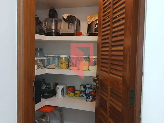 Casa 5 quartos e 5 banheiros, à venda, no bairro Caiçaras em Belo Horizonte