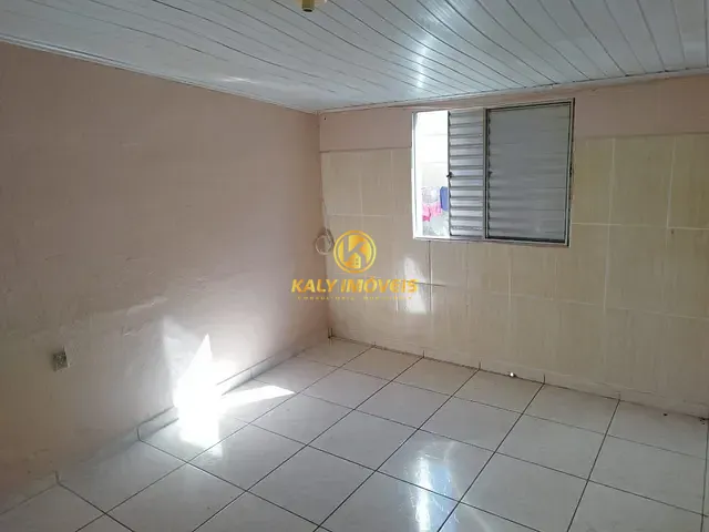 Casa com 12m² 1 quarto e 1 banheiro, para alugar, no bairro Nova Gerty em São Caetano do Sul
