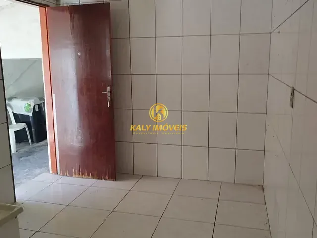 Casa com 12m² 1 quarto e 1 banheiro, para alugar, no bairro Nova Gerty em São Caetano do Sul