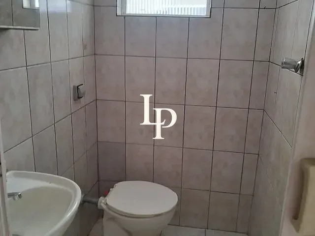 Casa com 12m² 1 quarto e 1 banheiro, para alugar, no bairro Nova Gerty em São Caetano do Sul