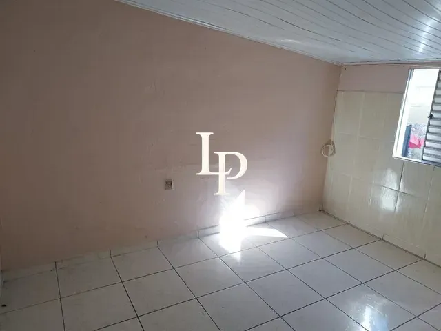 Casa com 12m² 1 quarto e 1 banheiro, para alugar, no bairro Nova Gerty em São Caetano do Sul