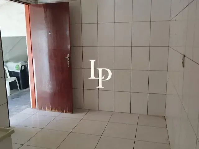 Casa com 12m² 1 quarto e 1 banheiro, para alugar, no bairro Nova Gerty em São Caetano do Sul