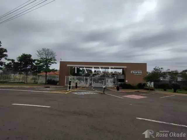 Casa com 252m² 3 quartos e 1 banheiro, à venda, no bairro Loteamento Morada das Flores em Cambé