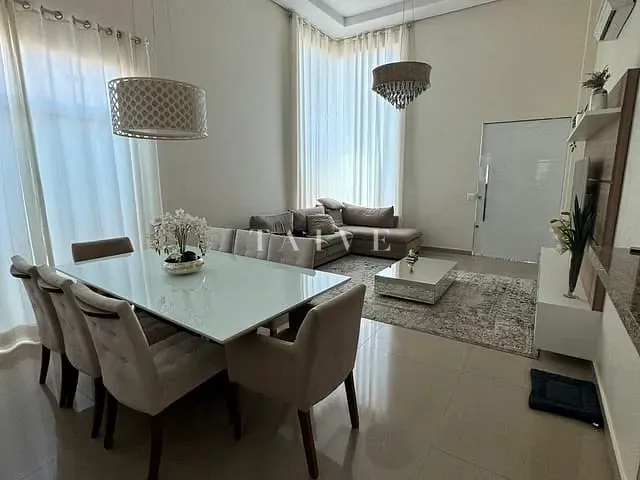 Casa com 252m² 3 quartos e 1 banheiro, à venda, no bairro Loteamento Morada das Flores em Cambé