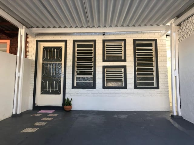Casa com 125m² 2 quartos e 1 banheiro, à venda, no bairro Jardim dos Estados em Taubaté