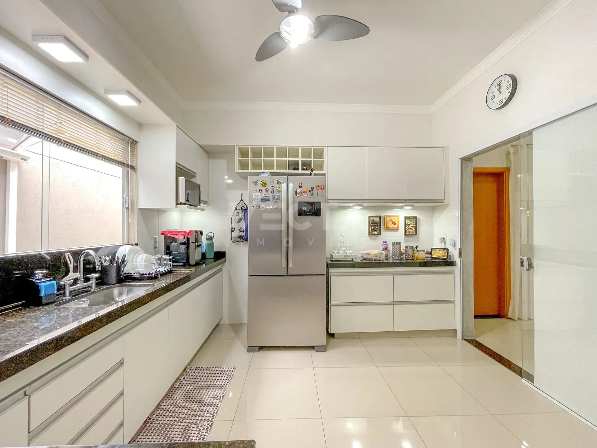 Casa, 3 quartos, 240 m² - Foto 12