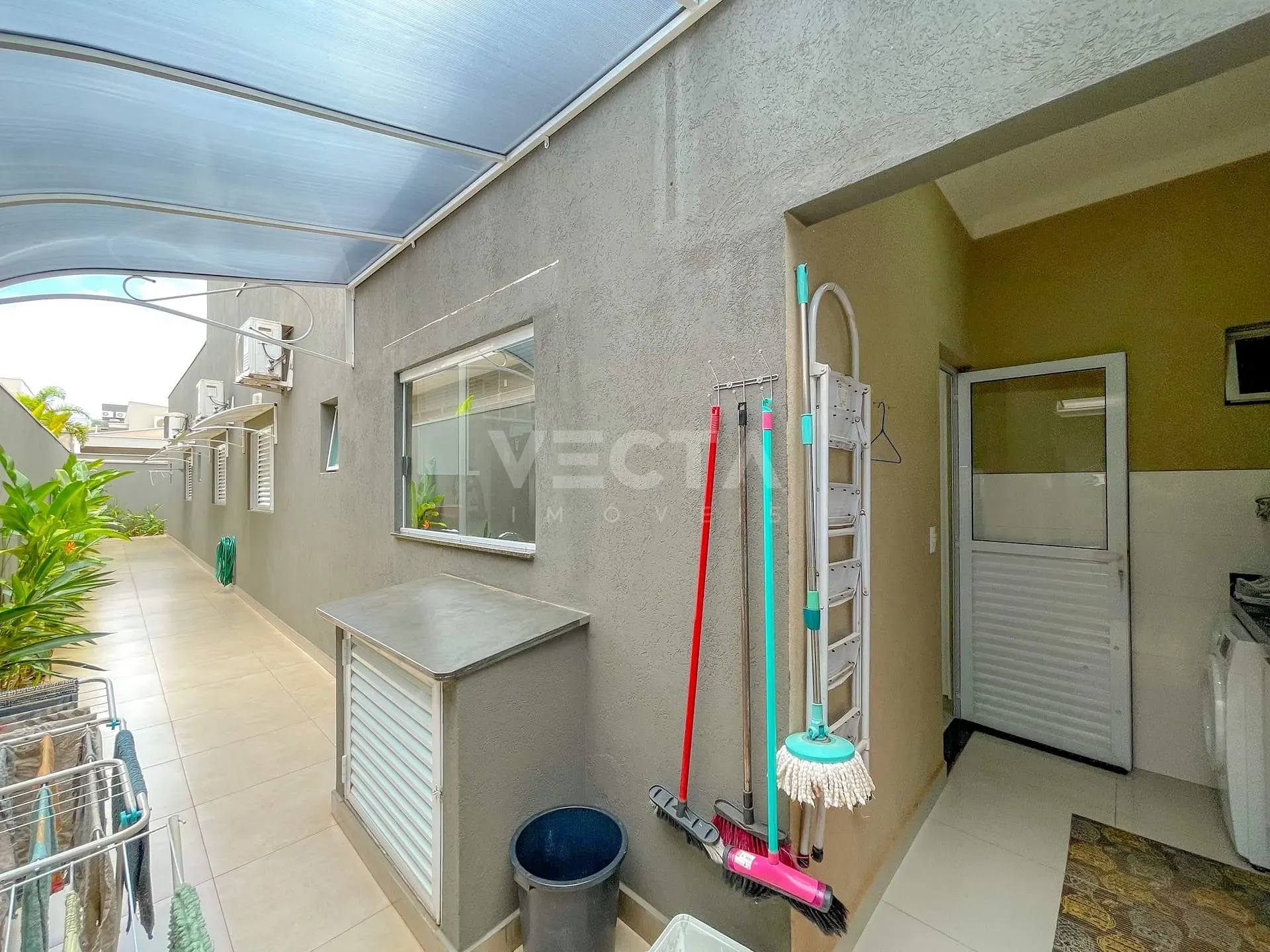Casa, 3 quartos, 240 m² - Foto 15