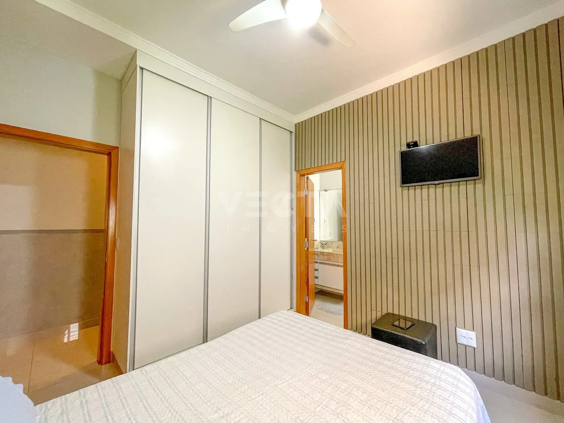 Casa, 3 quartos, 240 m² - Foto 19