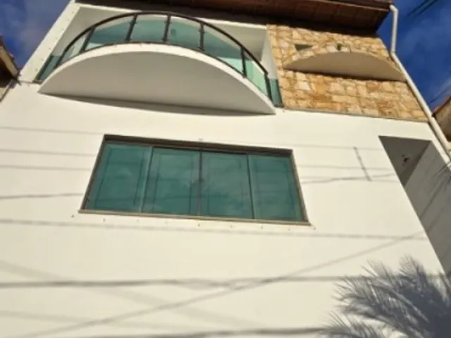 Casa 3 quartos e 4 banheiros, para alugar, no bairro Parque Novo Oratório em Santo André