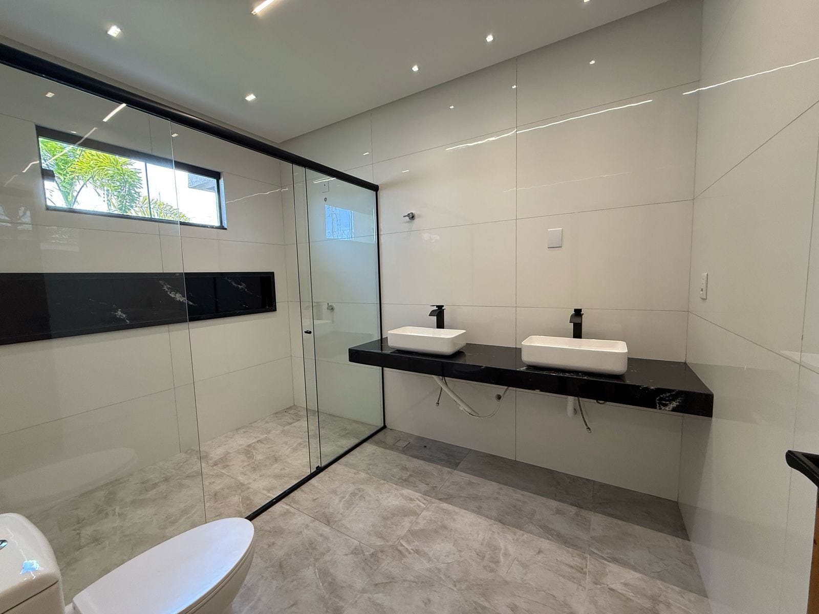 Casa à venda com 3 quartos, 210m² - Foto 7
