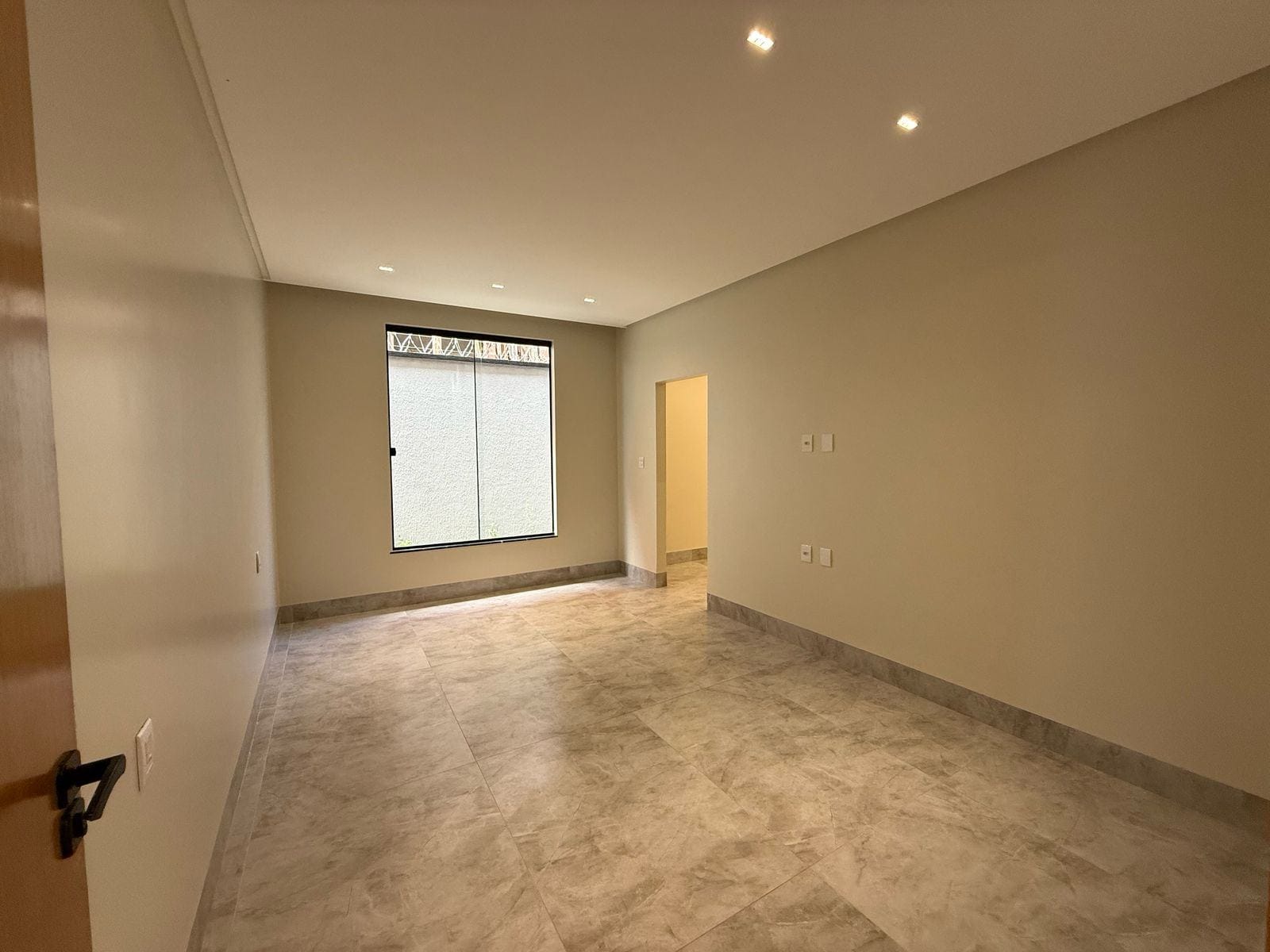 Casa à venda com 3 quartos, 210m² - Foto 6