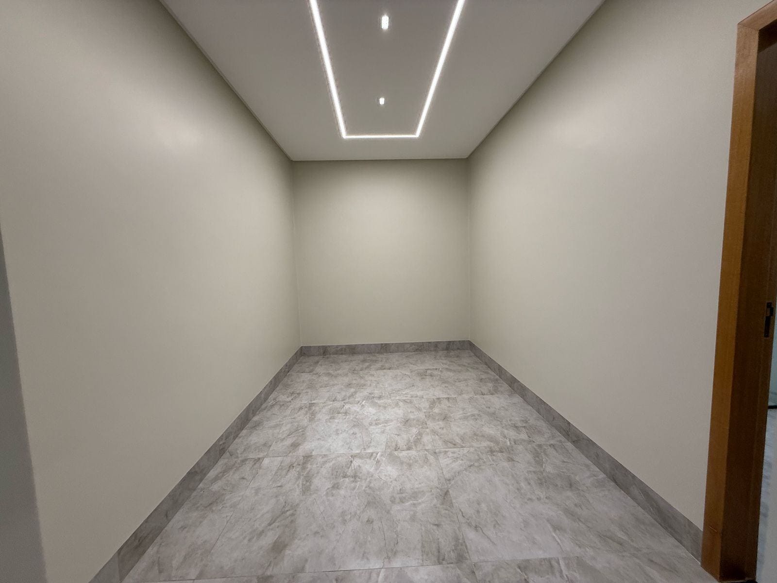 Casa à venda com 3 quartos, 210m² - Foto 8