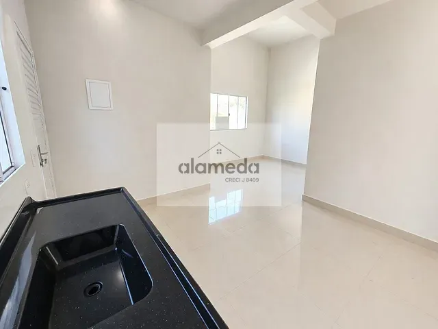 Casa 2 quartos e 1 banheiro, à venda, no bairro DOM PEDRO FILIPAK em Jacarezinho