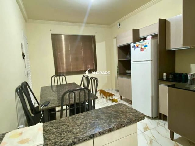 Casa com 292m² 2 quartos e 2 banheiros, à venda, no bairro Residencial Interlagos em Apucarana