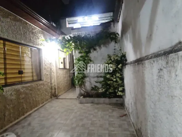 Casa com 300m² 7 quartos e 3 banheiros, para alugar, no bairro Penha de França em São Paulo