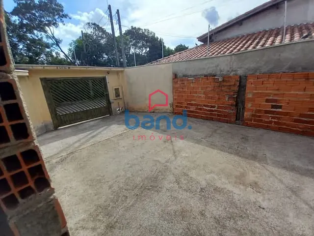 Casa com 279m² 2 quartos e 2 banheiros, à venda, no bairro Chácara Nestor em Porto Feliz