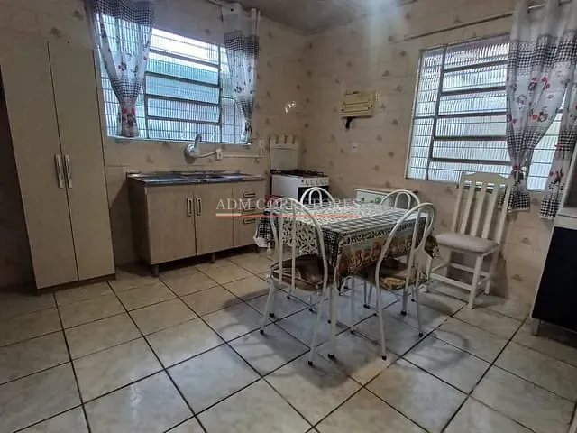 Casa com 240m² 3 quartos e 3 banheiros, à venda, no bairro COHAB em Cachoeirinha