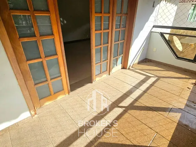 Casa com 315m² 6 quartos e 4 banheiros, à venda, no bairro Fradinhos em Vitória