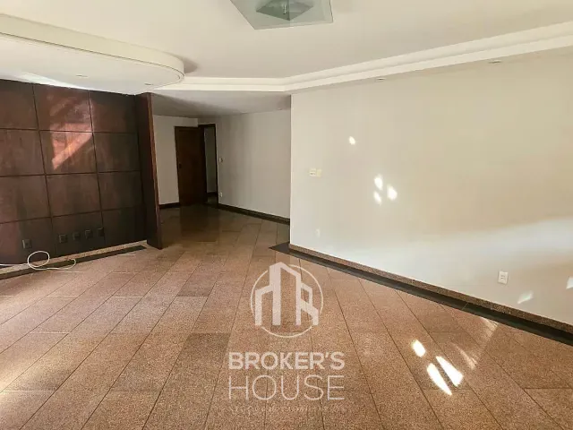 Casa com 315m² 6 quartos e 4 banheiros, à venda, no bairro Fradinhos em Vitória