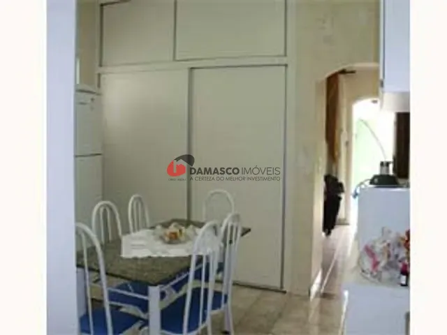 Casa com 220m² 4 quartos e 2 banheiros, à venda, no bairro Fundação em São Caetano do Sul