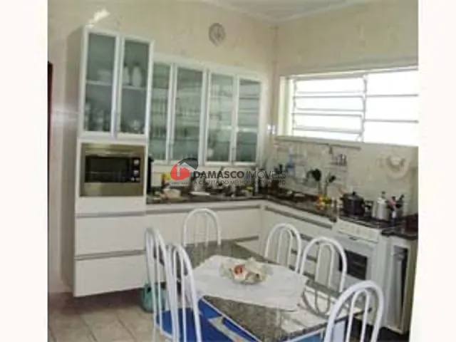 Casa com 220m² 4 quartos e 2 banheiros, à venda, no bairro Fundação em São Caetano do Sul