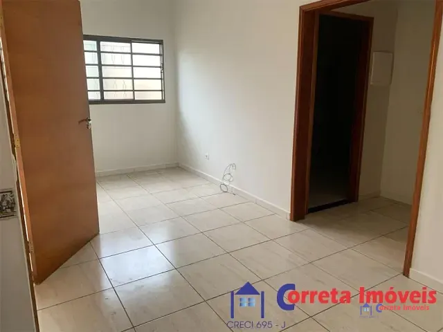 Casa 2 quartos e 1 banheiro, para alugar, no bairro Santos Dumont em Três Lagoas