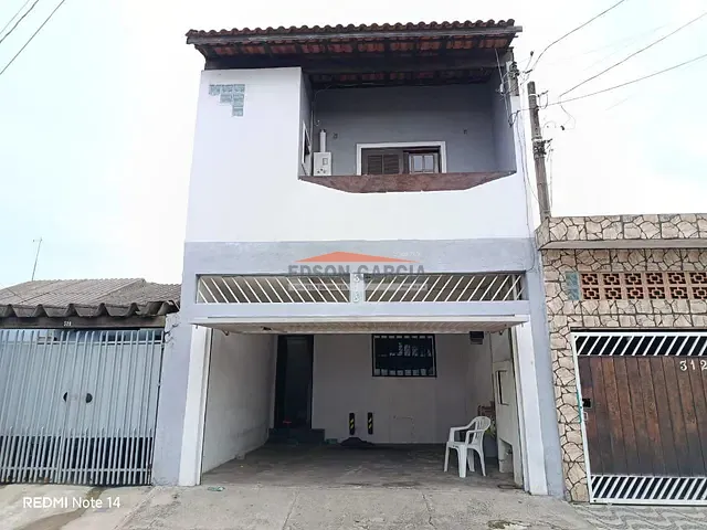 Casa 3 quartos e 4 banheiros, à venda, no bairro Parque São Bento em Sorocaba