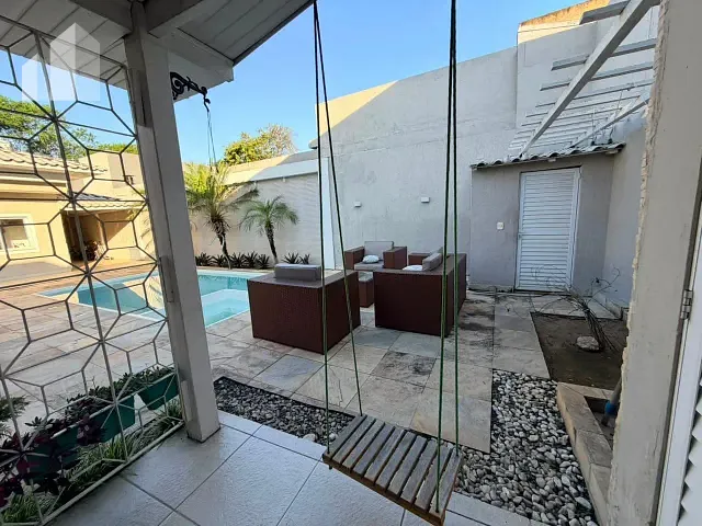 Casa 3 quartos e 2 banheiros, à venda, no bairro Centro em Mesquita