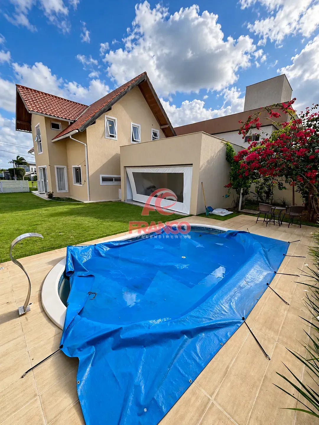Casa, 3 quartos, 239 m² - Foto 6