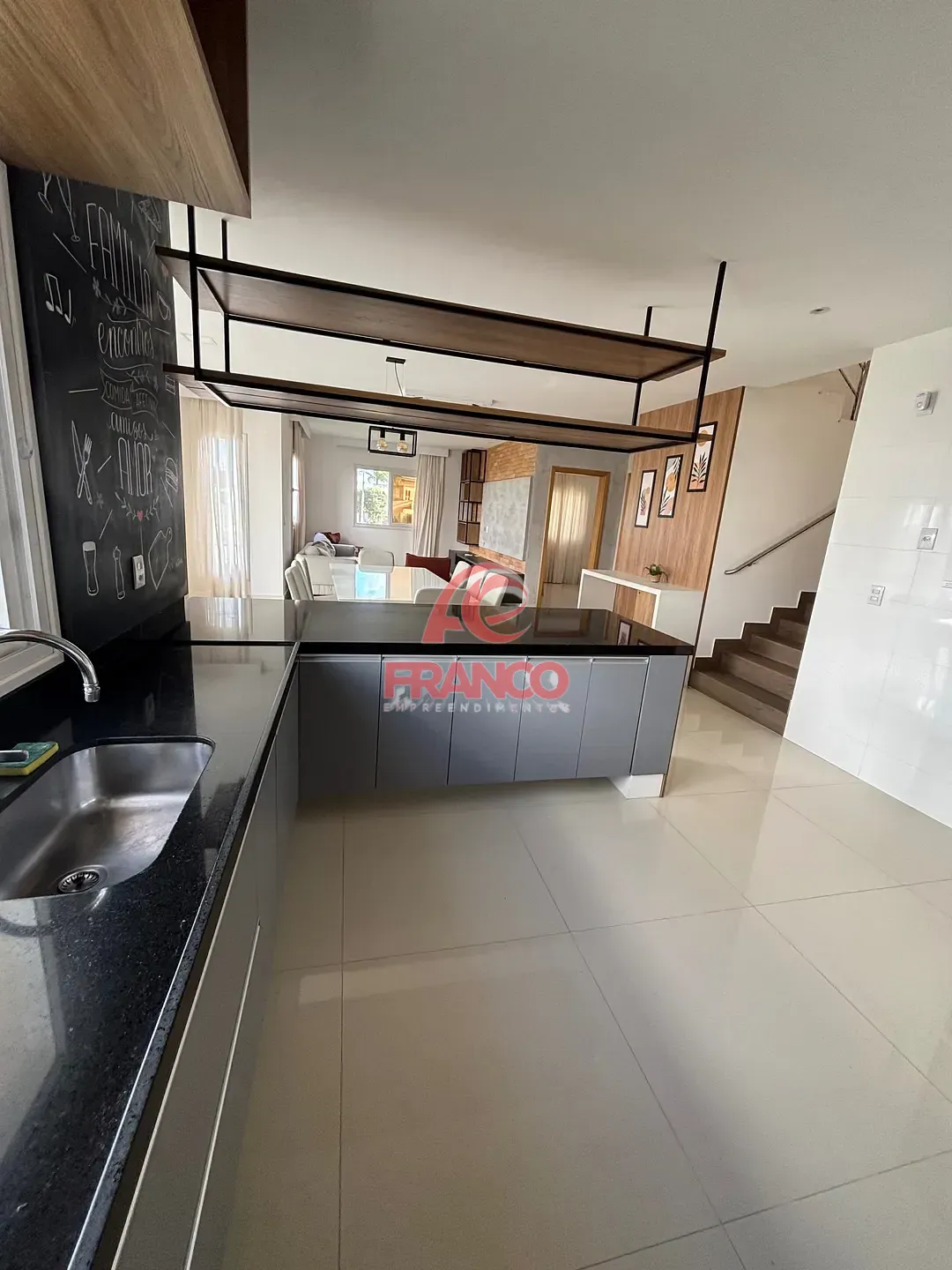 Casa, 3 quartos, 239 m² - Foto 13