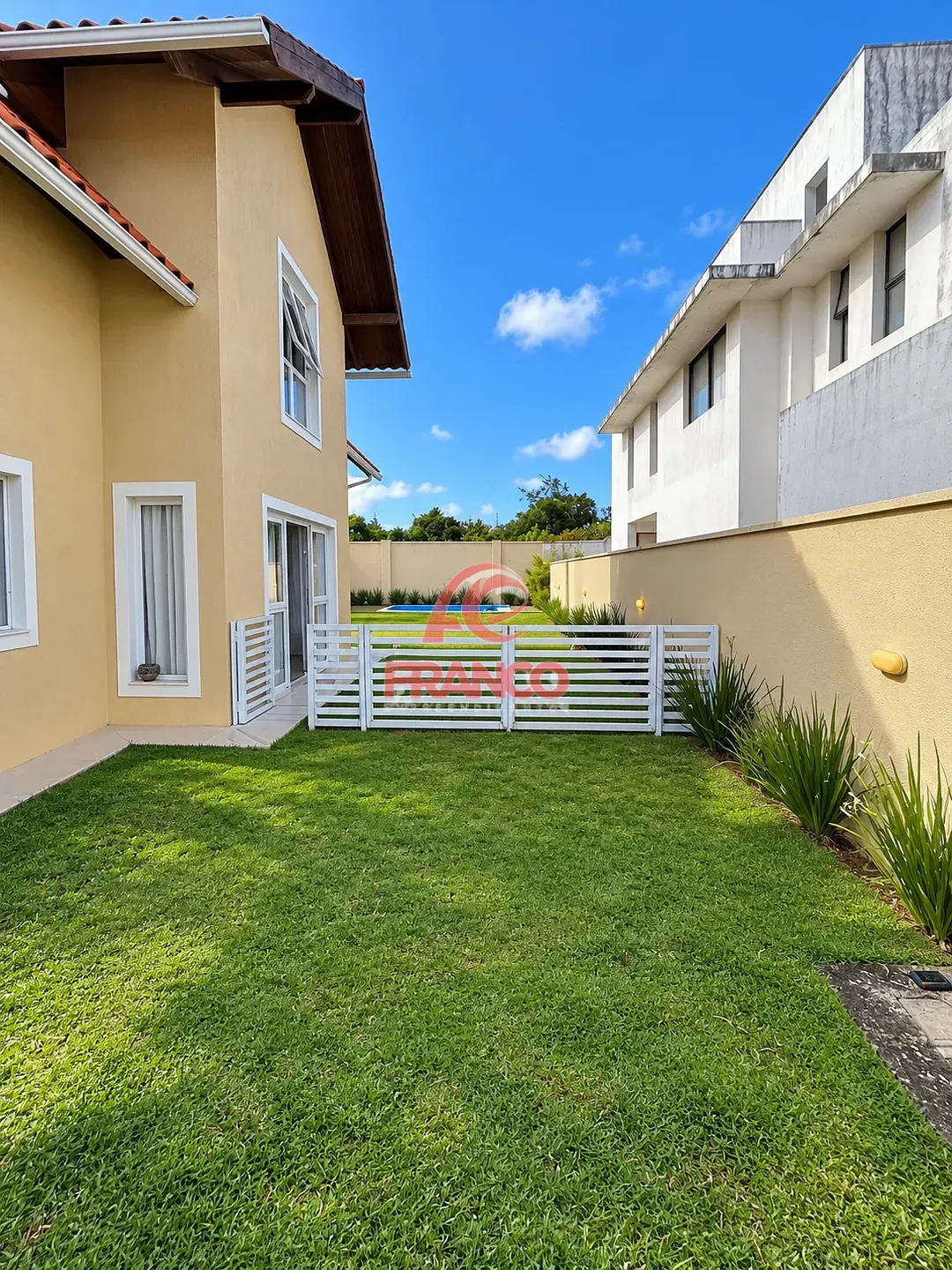 Casa, 3 quartos, 239 m² - Foto 3