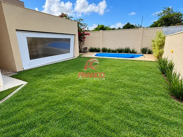 Casa com 454m² 3 quartos e 4 banheiros, para alugar, no bairro Pium (Distrito Litoral) em Parnamirim