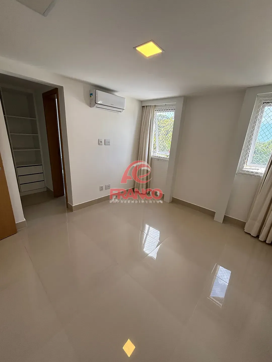 Casa, 3 quartos, 239 m² - Foto 32