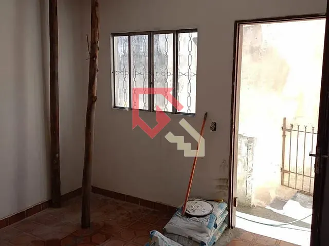 Casa 1 quarto e 1 banheiro, para alugar, no bairro Jardim Miranda D'Aviz em Mauá