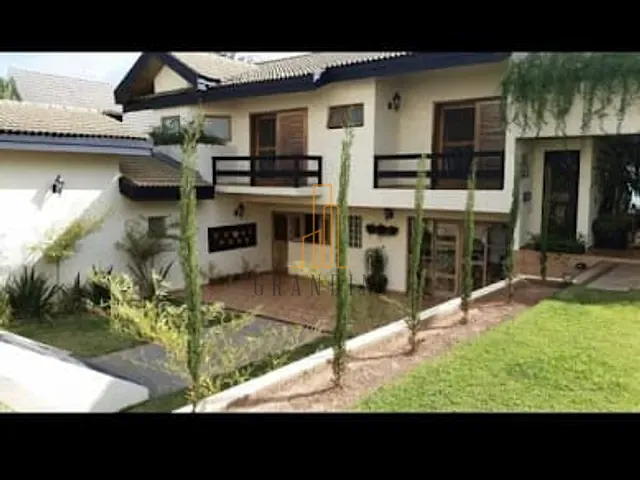 Casa com 1585m² 4 quartos e 3 banheiros, à venda, no bairro  Alphaville em Santana de Parnaíba