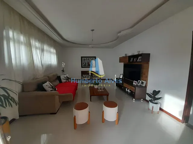 Casa com 390m² 4 quartos e 2 banheiros, à venda, no bairro Recreio em Vitória da Conquista