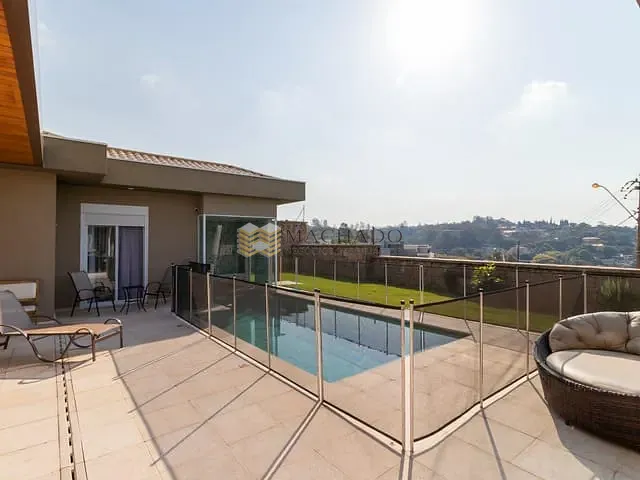 Casa com 1200m² 4 quartos e 4 banheiros, à venda, no bairro Loteamento Vale Azul I em Jundiaí