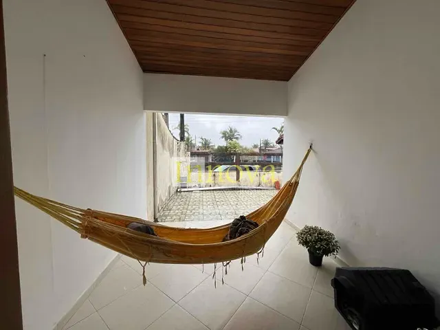 Casa com 252m² 3 quartos e 1 banheiro, à venda, no bairro Capricórnio II em Caraguatatuba