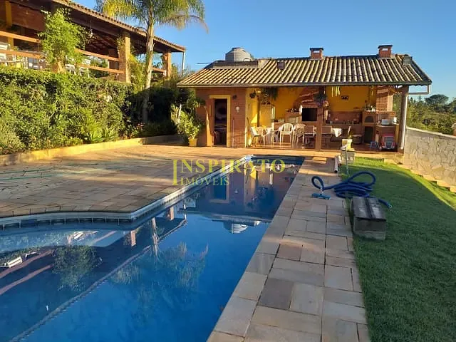 Casa com 1200m² 2 quartos e 2 banheiros, à venda, no bairro Soares em Jarinu